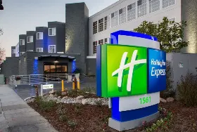 Photograph of Holiday Inn Express, Mountain View
