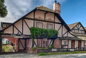 Photograph of Hofsas House Hotel, Carmel By The Sea