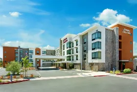 Photograph of Hampton Inn, Napa