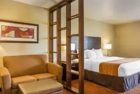 Photograph of Comfort Suites, Clovis