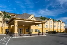 Photograph of La Quinta Inn, Tulare