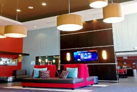 Photograph of Holiday Inn Express, Bakersfield