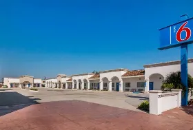 Photograph of Motel 6, Lomita
