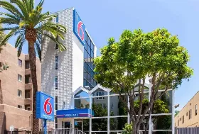 Photograph of Motel 6, Los Angeles