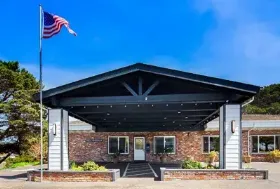 Photograph of Best Western Vista Manor Lodge, Fort Bragg