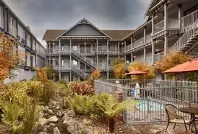 Photograph of Best Western Bayshore Inn, Eureka
