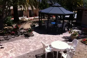 Photograph of Americas Best Value Presidents Inn on Munras, Monterey