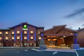 Photograph of Holiday Inn Express, Klamath