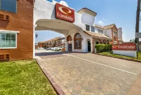 Photograph of Econo Lodge, Moreno Valley