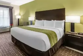 Photograph of Comfort Inn San Diego Old Town, San Diego