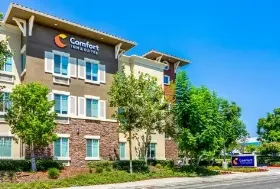 Photograph of Comfort Inn, Ontario
