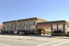 Photograph of Ramada by Wyndham, Pasadena