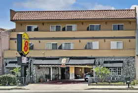 Photograph of Super 8, Inglewood
