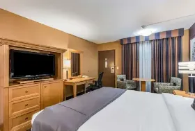 Photograph of Best Western Plus, Anaheim