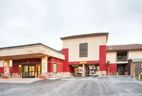 Photograph of SureStay Hotel, Tehachapi