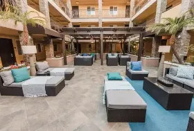 Photograph of Best Western Plus, Manhattan Beach