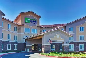 Photograph of Holiday Inn Express, Beaumont