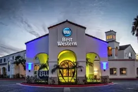 Photograph of Best Western Posada Royale Hotel & Suites, Simi Valley