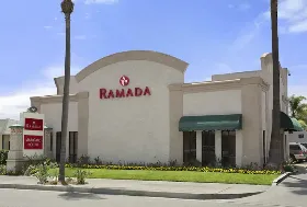Photograph of Ramada Limited ( North ), Anaheim