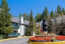Photograph of Best Western Big Bear Lake Chateau Ca, Big Bear Lake