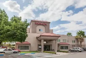 Photograph of Ramada by Wyndham, Bakersfield