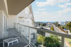 Photograph of Le Meridien Delfina Santa Monica Hotel, Santa Monica