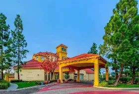 Photograph of La Quinta Inn & Suites, Fremont