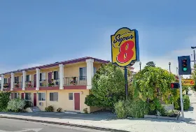 Photograph of Super 8, Santa Cruz
