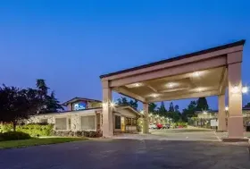 Photograph of Best Western Golden Key, Auburn