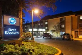 Photograph of Best Western John Muir Inn, Martinez