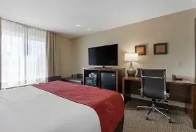 Photograph of Comfort Suites, Sacramento