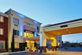 Photograph of Holiday Inn Express, Berkeley