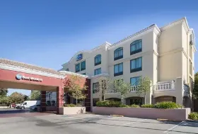 Photograph of Best Western Coyote Point Inn, San Mateo
