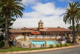 Photograph of Best Western El Rancho Inn & Suites, Millbrae