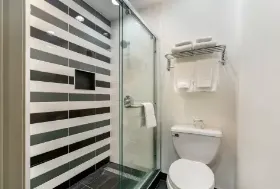 Photograph of Quality Inn, Vacaville