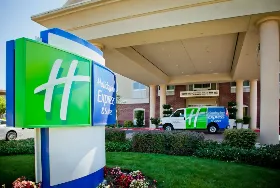 Photograph of Holiday Inn Express, Sacramento