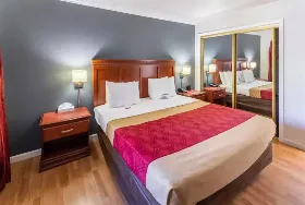 Photograph of Econo Lodge Inn & Suites, South Lake Tahoe