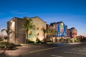 Photograph of Holiday Inn Express, Rocklin