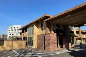 Photograph of Mountain View Inn, Mountain View