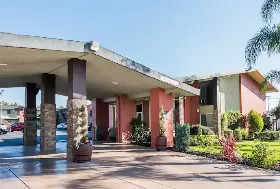 Photograph of Days Inn, Lodi
