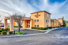 Photograph of Quality Inn near Six Flags Discovery Kingdom-Napa Valley, Vallejo