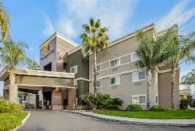 Photograph of La Quinta Inn & Suites, Salida