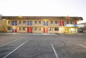 Photograph of Travelodge, Ridgecrest