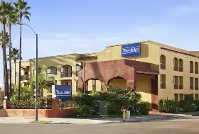Photograph of Travelodge, San Diego