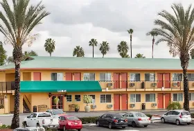Photograph of Travelodge, Oceanside