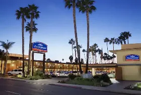 Photograph of Howard Johnson, San Diego