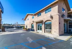Photograph of Rodeway Inn, Barstow
