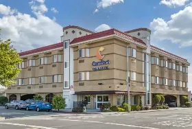 Photograph of Comfort Inn, San Bruno