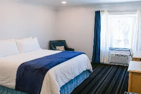 Photograph of Napa Valley Hotel & Suites, Napa