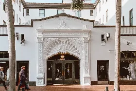 Photograph of Hotel Santa Barbara, Santa Barbara